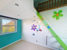 
                                                                                        Vente
                                                                                         Maison Saint-Gilles volumes généreux 189 m2 