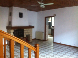 
                                                                                        Vente
                                                                                         maison spacieuse