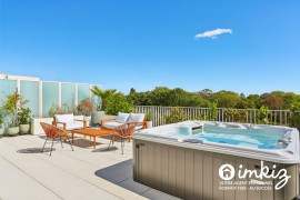 
                                                                                        Vente
                                                                                         maison sur le toit – Terrasse 76,5 m² – Jacuzzi
