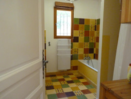 
                                                                                        Location
                                                                                         Maison sur SAINT-REMEZE