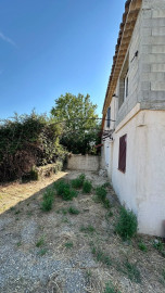 
                                                                                        Vente
                                                                                         maison T2 + cour 40 m² à terminer en campagne