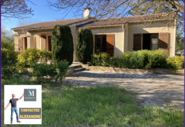 
                                                                                        Vente
                                                                                         maison T3 plain-pied avec garage sur 900 m²