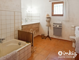 
                                                                                        Vente
                                                                                         Maison T4 avec 4 chambres d'hôtes
