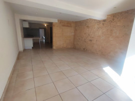 
                                                                                        Vente
                                                                                         Maison T4 Libre à Branne