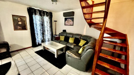 
                                                                                        Vente
                                                                                         Maison 3 chambres avec garage et jardin à Cenon