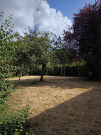 Location
Maison T5 / 92.5 m² / Créon / Nu