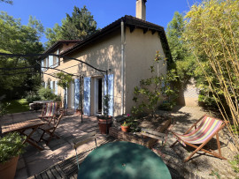 
                                                                                        Vente
                                                                                         Maison T5 à Sainte-Foy-lès-Lyon