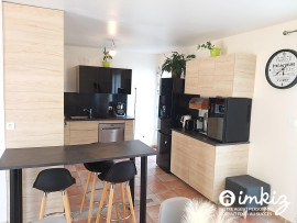 
                                                                                        Vente
                                                                                         Maison T6 climatisée au calme avec jardin clôturé