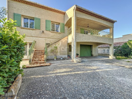 
                                                                                        Vente
                                                                                         Maison T7 avec extérieur