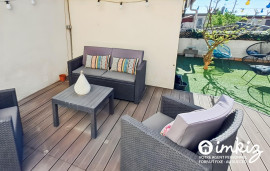 
                                                                                        Vente
                                                                                         Maison vue étang de Thau, piscine, jardin.