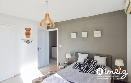 
                                                                                        Vente
                                                                                         Maison vue étang de Thau, piscine, jardin.