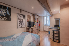 
                                                                                        Vente
                                                                                         MAISOND E VILLAGE - SAINT JEANNET