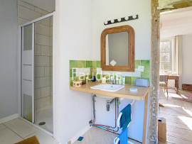 
                                                                                        Vente
                                                                                         Manoir 18 ème siècle avec gite au coeur de la Suisse Normand