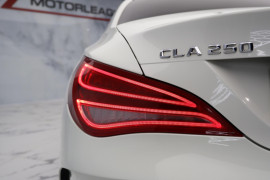 
                                                                                        Voiture
                                                                                         Mercedes-Benz CLA 2.0 CLA250 AMG Sport Coupe 7G-DCT 4MATIC Euro 6 (s/s) 4dr
