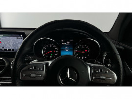 
                                                                                        Voiture
                                                                                         Mercedes-Benz GLC-Class