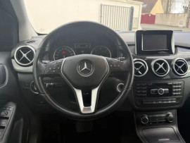 
                                                                                        Voiture
                                                                                         MERCEDES CLASSE B DESIGN