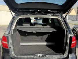 
                                                                                        Voiture
                                                                                         MERCEDES CLASSE B DESIGN