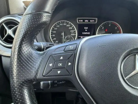 
                                                                                        Voiture
                                                                                         MERCEDES CLASSE B DESIGN