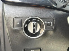 
                                                                                        Voiture
                                                                                         MERCEDES CLASSE B DESIGN