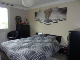 
                                                                                        Location
                                                                                         MERIGNAC CENTRE Tout à pied  ApptF5 81m2 3ch 2e