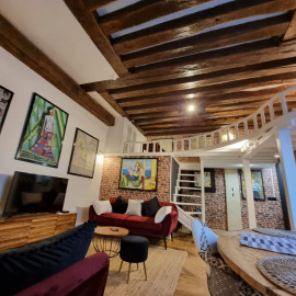 Location
Merveilleux appartement, très calme, très bon quartier, Paris (loyer tout inclus)