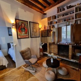 Location
Merveilleux appartement, très calme, très bon quartier, Paris (loyer tout inclus)