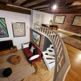 Location
Merveilleux appartement, très calme, très bon quartier, Paris (loyer tout inclus)