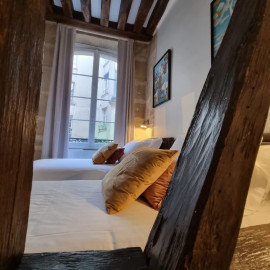 Location
Merveilleux appartement, très calme, très bon quartier, Paris (loyer tout inclus)