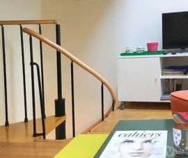 
                                                                                        Location
                                                                                         Meublé  30m² avec cour privative de 10m²