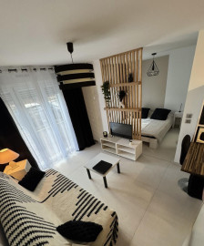 
                                                                                        Location
                                                                                         Meublé 31 m²,Nancy centre,Refait à neuf,parking