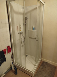 
                                                                                        Location
                                                                                         Meublé de 2 pièces dans immeuble très calme