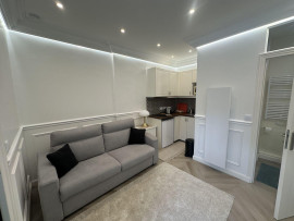 
                                                                                        Location
                                                                                         Meublé finitions prémium, ultra calme