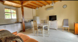 
                                                                                        Location
                                                                                         Meublé T4 appart Gleizé proche Lyon renové