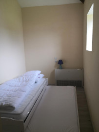 
                                                                                        Location
                                                                                         Meublé T4 appart Gleizé proche Lyon renové