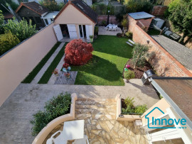 Vente
Meulière avec 5 chambres dont 2 dans une maison annexe aménag?