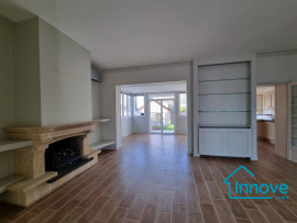Vente
Meulière avec 5 chambres dont 2 dans une maison annexe aménag?