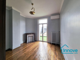 Vente
Meulière avec 5 chambres dont 2 dans une maison annexe aménag?