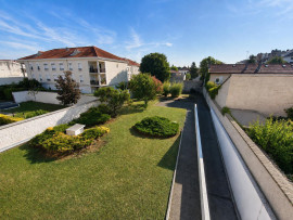 
                                                                                        Vente
                                                                                         Montchat, 93m², annexes rares : garage + cave 25m²