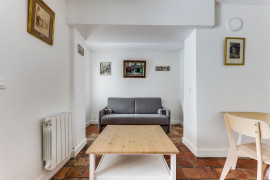 Location
Montmartre - Tertre 1 BD (loyer tout inclus)