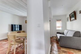 Location
Montmartre - Tertre 1 BD (loyer tout inclus)
