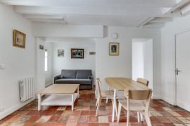 Location
Montmartre - Tertre 1 BD (loyer tout inclus)