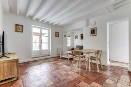 Location
Montmartre - Tertre 1 BD (loyer tout inclus)