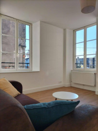 
                                                                                        Location
                                                                                         MONTMORILLON CENTRE - Appartement de type 3
