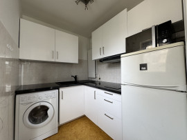 
                                                                                        Location
                                                                                         MONTPARNASSE Grand Studio Meublé et terrasse