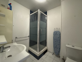 
                                                                                        Location
                                                                                         MONTPARNASSE Grand Studio Meublé et terrasse
