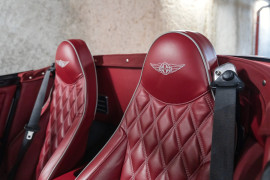 
                                                                                        Voiture
                                                                                         Morgan Aero 8 Series 5 V8 4.8 367 - 1 of 160