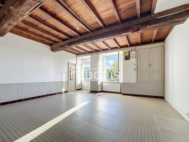 
                                                                                        Vente
                                                                                         MOYON - Idéal 1ere acquisition