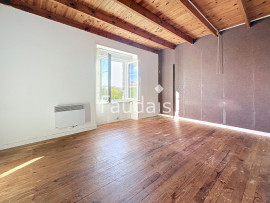 
                                                                                        Vente
                                                                                         MOYON - Idéal 1ere acquisition