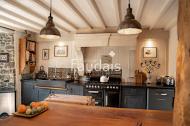 
                                                                                        Vente
                                                                                         MOYON VILLAGES - Maison en pierre pleine de charme avec gîte