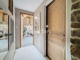 
                                                                                        Vente
                                                                                         MOYON VILLAGES - Maison en pierre pleine de charme avec gîte